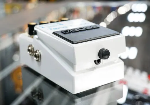 BOSS - TE-2 Tera Echo Pedal 2